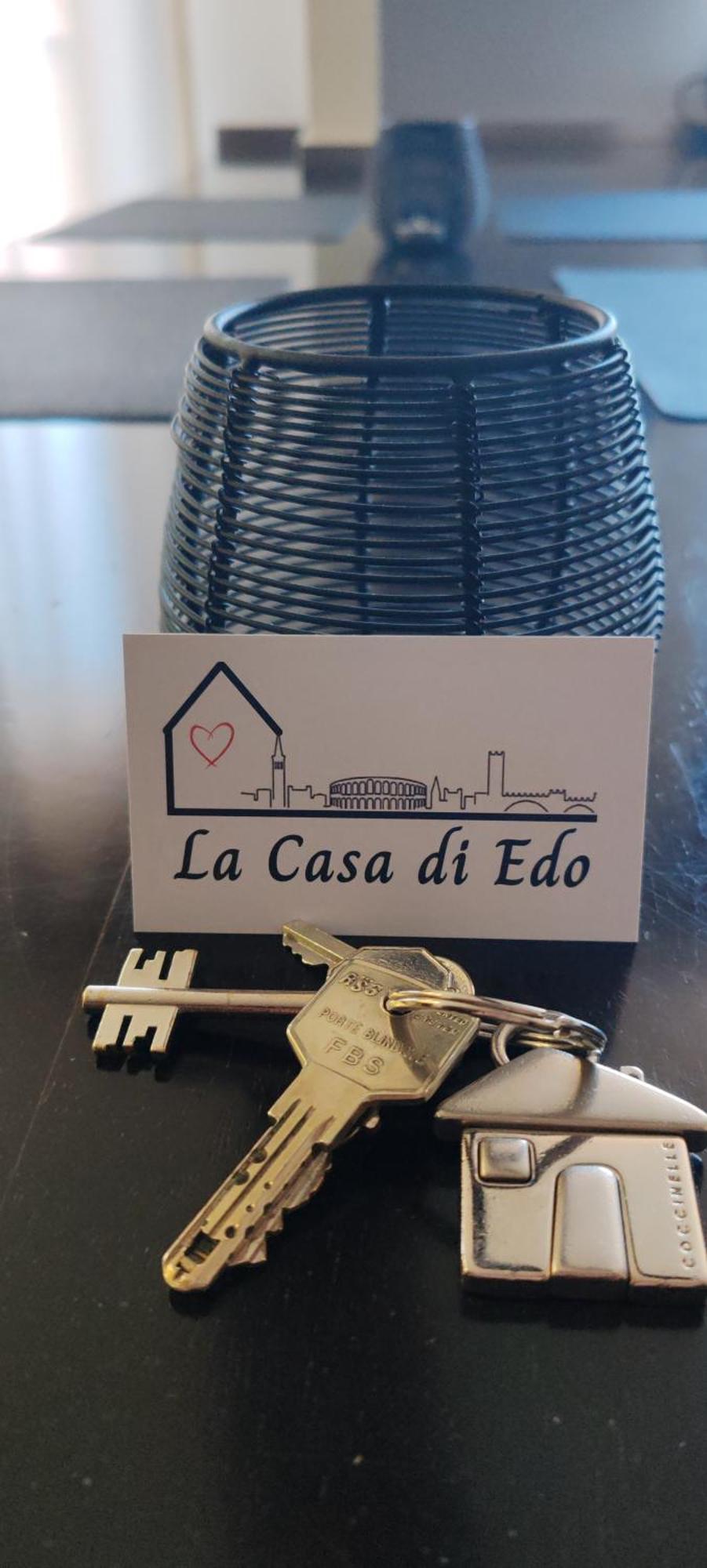 Apartament La Casa Di Edo Werona Zewnętrze zdjęcie